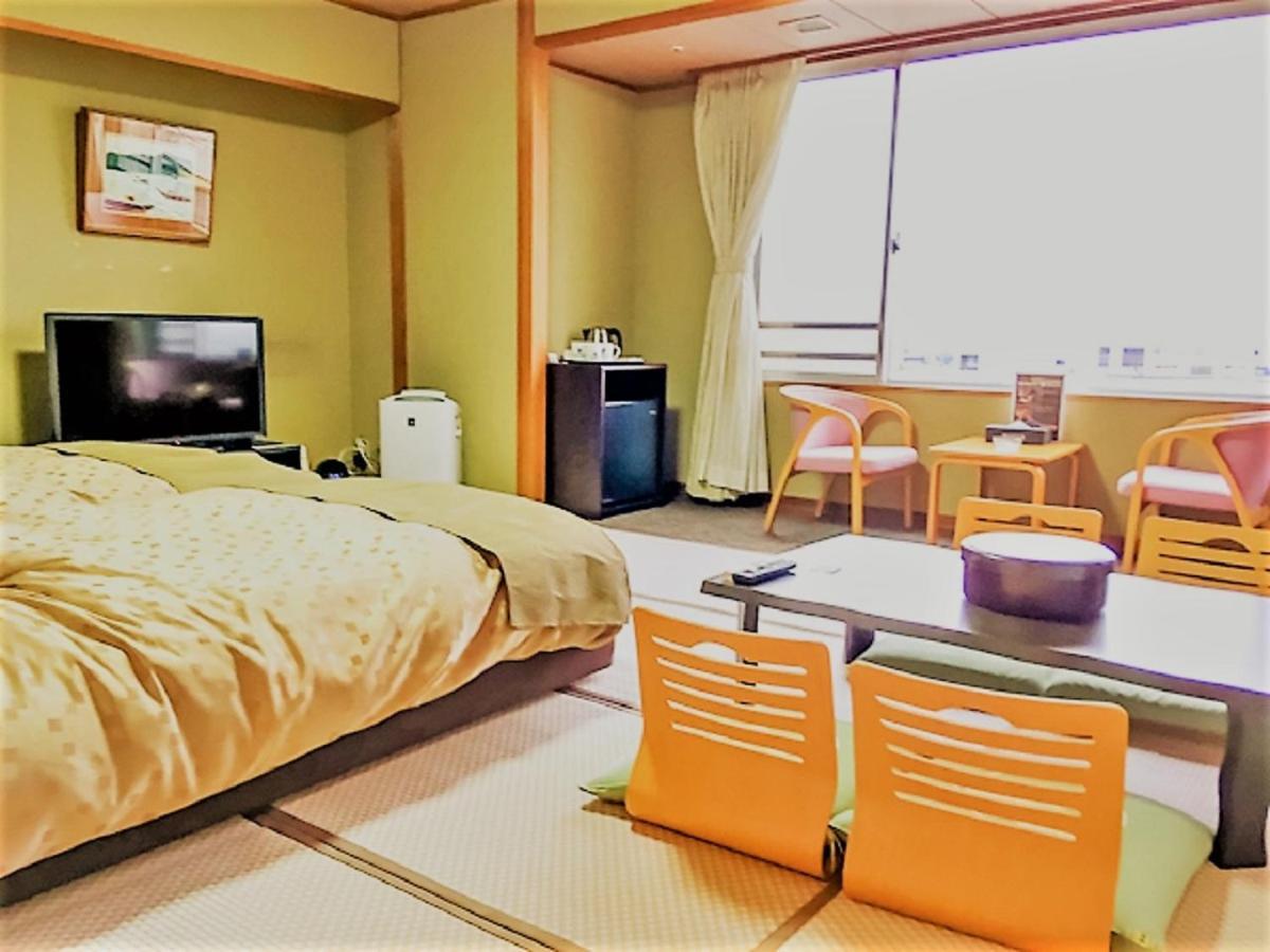 Livemax Kawaji 3*